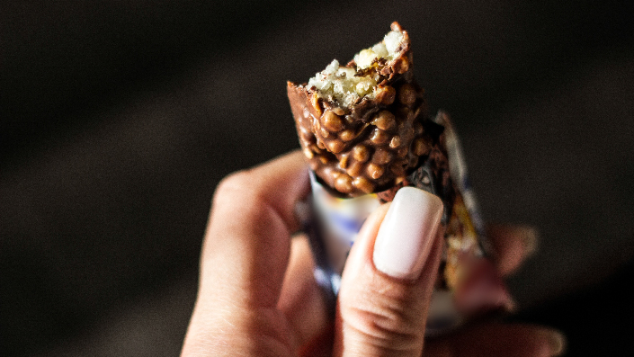 healthy granola bar with chocolate